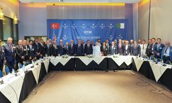 Cumhurbaşkanı Yardımcısı Yılmaz, Cezayir'deki Türk İş Dünyası Buluşması'nda konuştu