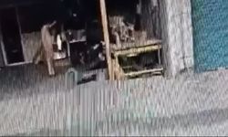Adana'da bir iş yerinin kundaklanması güvenlik kamerasında