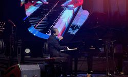 Piyanist Fazıl Say 7. Antalya Akra Caz Festivali'nde sahne aldı