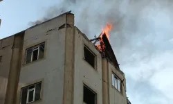Gaziantep’te hasarlı binada yangın