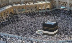 Suudi Arabistan: Kutsal topraklarda hac ibadeti sırasında vefat edenlerin sayısı 1301'e ulaştı