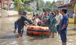 Hindistan'ın Assam eyaletindeki sellerde 27 kişi hayatını kaybetti