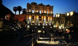 Efes Antik Kent’te turistlere özel yemek: Türk vatandaşları içeri alınmadı