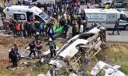 Gaziantep'in İslahiye ilçesinde meydana gelen kazada ölenlerin sayısı 10'a çıktı
