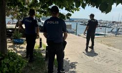 İstanbul'da denizde halıya sarılmış ceset bulunmasına ilişkin şüpheli 2 kişi adliyede