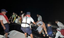 Çeşme açıklarında 59 kaçak göçmen yakalandı
