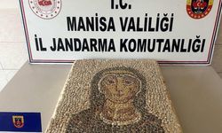 Akhisar'da 'Meryem Ana' işlemeli mozaik pano ele geçirildi
