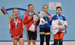 Milli halterci Zehranur Aslan, 15 Yaş Altı Avrupa Şampiyonası'nda ikinci oldu