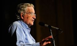 Noam Chomsky’nin öldü iddiaları yalanlandı