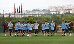 Trabzonspor, 14 günlük kamp çalışmaları için Macaristan'a geldi