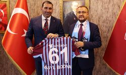Ukrayna'nın Ankara Büyükelçisi Vasyl Bodnar, Trabzonspor Kulübünü ziyaret etti