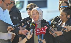 Duruşmaya gelen Sinan Ateş’in eşi Ayşe Ateş'e 5 polis ve çelik yelekli koruma