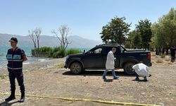 Elazığ'da biri kadın 2 kişi kamyonette ölü bulundu