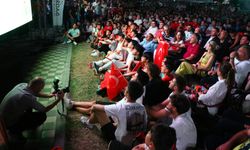 Eskişehirliler Türkiye-Avusturya maçını dev ekranda izledi