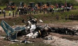 Nepal'de kalkış sırasında pistte kaza yapan uçaktaki 18 kişi öldü