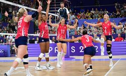 Paris Olimpiyat Oyunları: Voleybolda ilk finalist ABD oldu