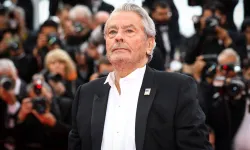 Ünlü Fransız aktör Alain Delon hayatını kaybetti