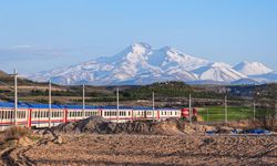 Ankara-Tatvan Turistik Treni sefere çıktı