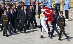 Cumhurbaşkanı Erdoğan başkanlığındaki devlet erkanı Anıtkabir'de