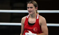 Milli boksör Esra Yıldız Kahraman, Paris 2024 Olimpiyat Oyunları'nda yarı finale yükseldi