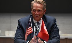 ABD Büyükelçisi Jeff Flake'ten Türkiye'ye şiirli veda