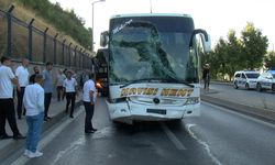 Üsküdar’da şehirlerarası yolcu otobüsü, İETT otobüsüne çarptı: 3 yaralı