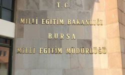 Bursa'da müdür yardımcısı odasının kapısını kıran okul müdürü açığa alındı