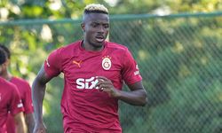 Galatasaray’da yeni transfer Ismail Jakobs, ilk antrenmanına çıktı