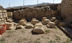 Satala Antik Kenti'ndeki kazılarda kadın mezarına rastlandı