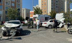 Tekirdağ'da otomobiller çarpıştı; 1'i ağır 3 yaralı