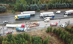 TEM'de zincirleme kaza, 4 yaralı: İstanbul yönü trafiğe kapandı