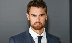 Dünyaca ünlü oyuncu Theo James İstanbul'da