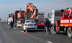 Afyonkarahisar'daki trafik kazasında karakol komutanı astsubay öldü, 15 kişi yaralandı