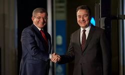 Babacan ve Davutoğlu'ndan birleşme açıklaması