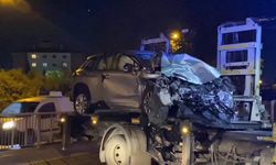 Bakırköy'de 3 aracın karıştığı trafik kazasında 4 kişi yaralandı