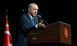 Erdoğan: Gençlerimizi popüler kültürün insafına terk edemeyiz