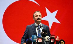 Yavuz Ağıralioğlu, A Partisi'ni tanıttı