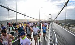 İstanbul Maratonu başladı: 40 binin üzerinde kişi katıldı