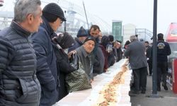 Ankara'da 106 metre Adana kebabı ikram edildi