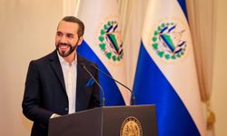 El Salvador’da Bukele’ye sınırsız başkanlık yetkisi verildi