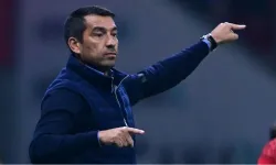 Hasan Arat açıkladı: Giovanni van Bronckhorst ayrılıyor mu?