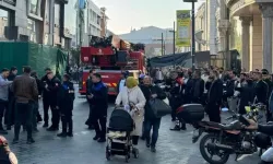 Güngören'de çöken binanın enkazında kalan işçiyi kurtarma çalışmaları sürüyor