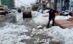 Ovacık'ta kar kalınlığı yarım metreyi geçti