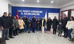 CHP'den istifa eden 12 kişi AK Parti'ye geçti