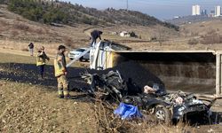 Ankara'da kazada ölen 3 işçi için belediye önünde tören