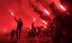 Karadağ'da öğrenciler, 13 kişinin öldüğü saldırıyı protesto etti