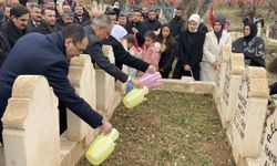 Mardin'de PKK'nın 38 yıl önce katlettiği 7'si çocuk 10 kişi anıldı