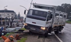 Aydın'da sinyalizasyon direği üzerine devrilen yaya yaralandı