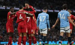 Liverpool deplasmanda Manchester City'yi devirdi