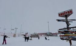 Erciyes'te kar kalınlığı 80 santime ulaştı